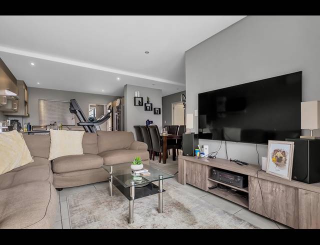3 BEDROOM APARTMENT FOR SALE IN BROADACRES